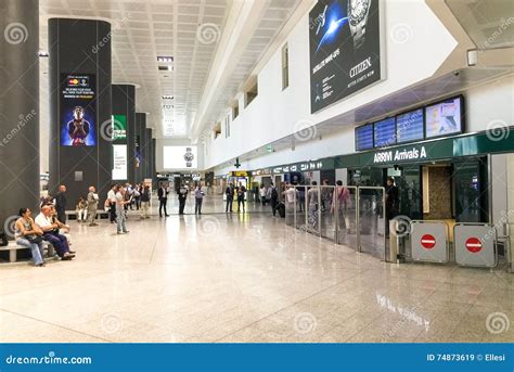 gucci - milano aeroporto malpensa ferno photos